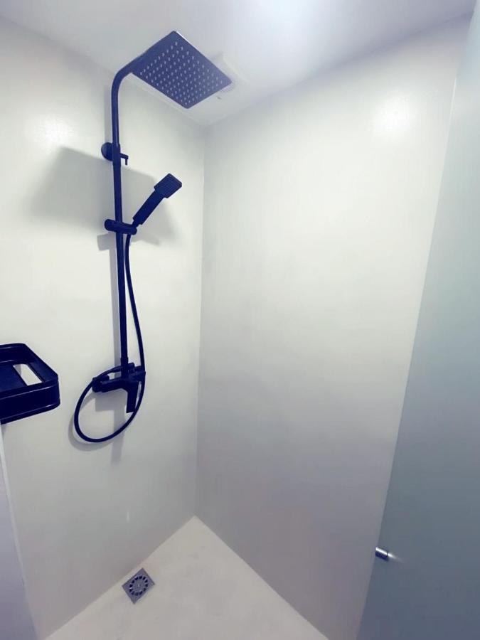 Hug Hotel2022 El Carrer del Canonge Экстерьер фото
