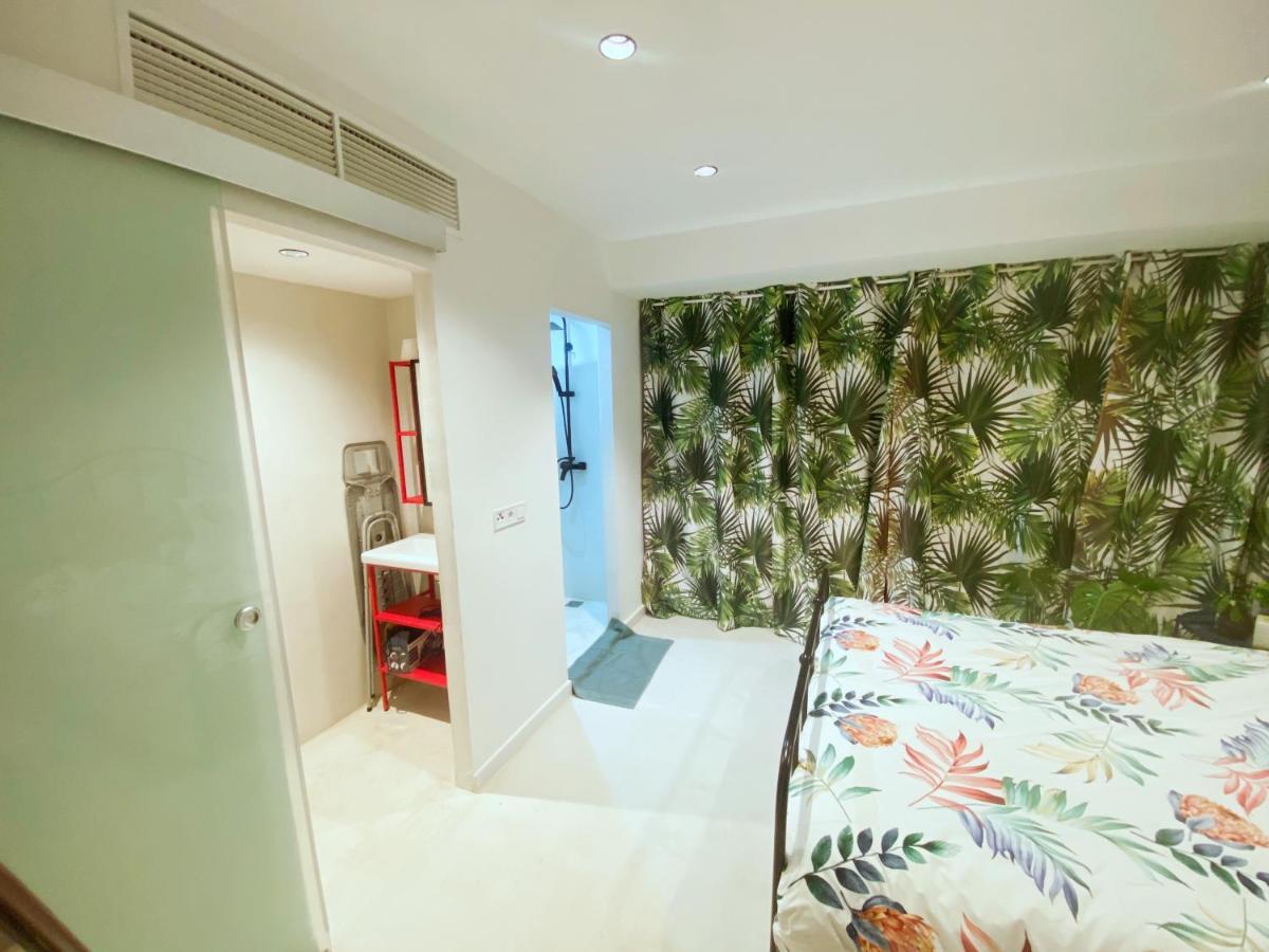 Hug Hotel2022 El Carrer del Canonge Экстерьер фото